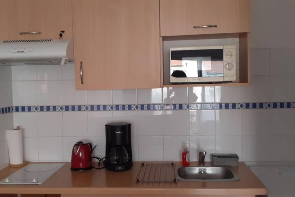 Апартаменты Agreable Logement Proche De La Gare Et Du Polygone Безье Экстерьер фото