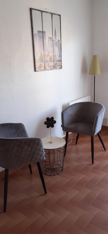 Апартаменты Agreable Logement Proche De La Gare Et Du Polygone Безье Экстерьер фото